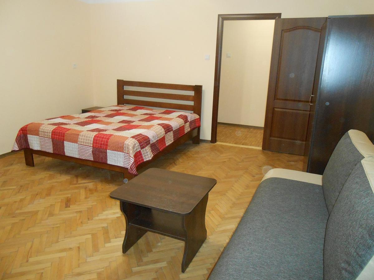 Квартира В Центрі На Вулиці Вірменській 12 Є Дві Спальні Двуспальні Ліжка Leópolis Exterior foto